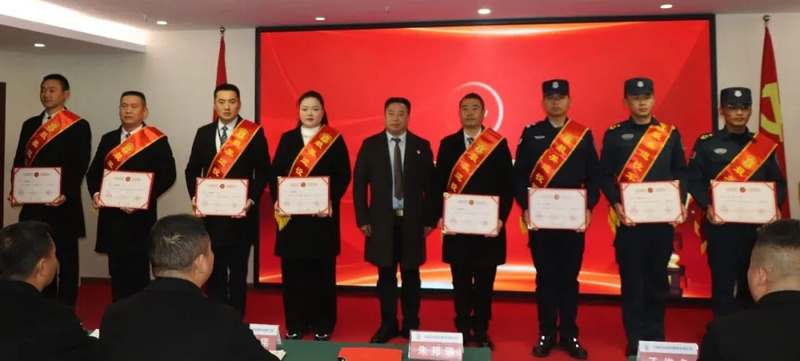 永葆军人本色 争当时代先锋